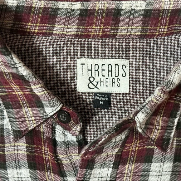 Threads & Heirs Red Plaid Shirt - Size Medium - Picture 6 of 8